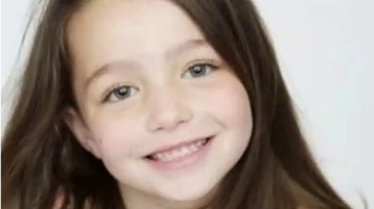 Mãe de Sophie Nyweide revelou causa da partida da atriz mirim