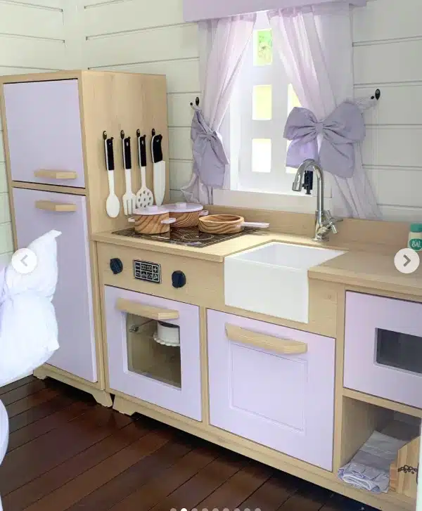 Cozinha da casa de boneca da filha de Bruna Biancardi