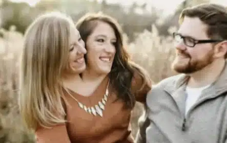 Gêmeas siamesas e o marido de uma delas