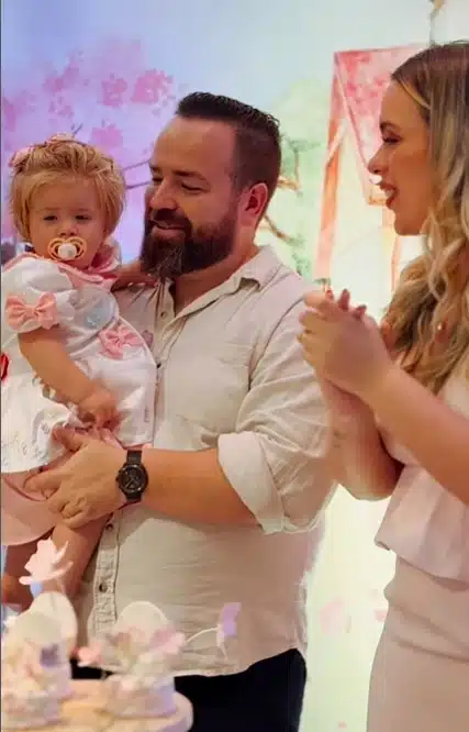 Pai de Henry Borel comemorando o primeiro ano da filha