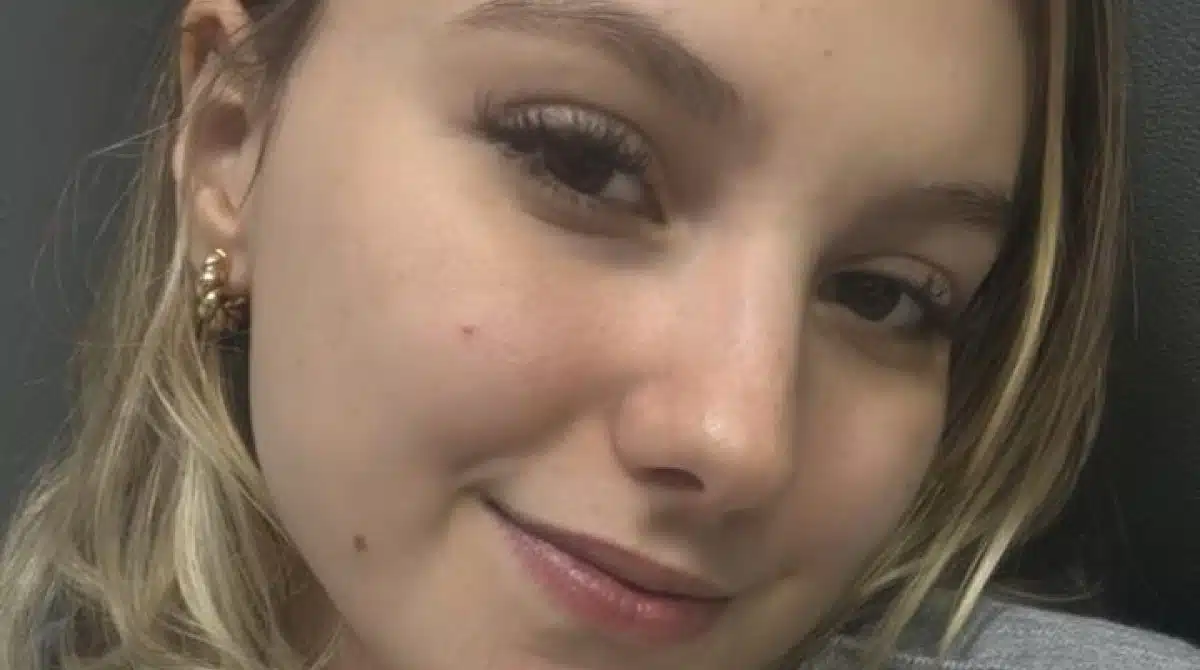Isabel Veloso mostra o bebê e dá detalhes sobre seu tratamento