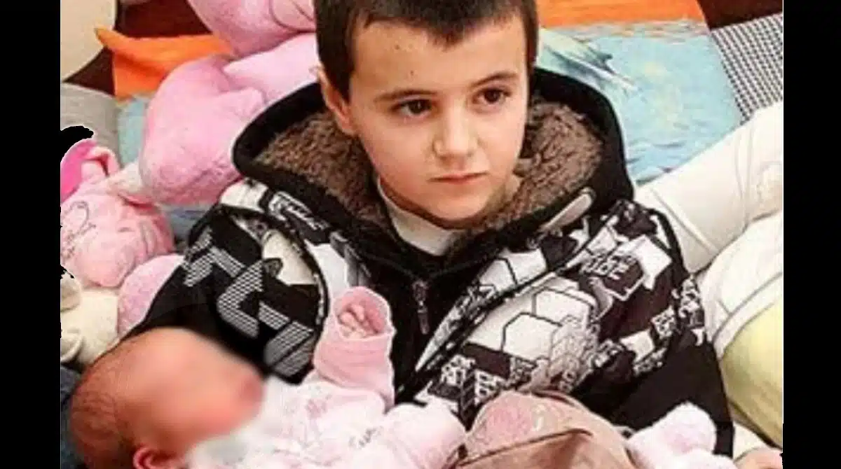 Veja o que houve com menino considerado pai mais jovem do mundo
