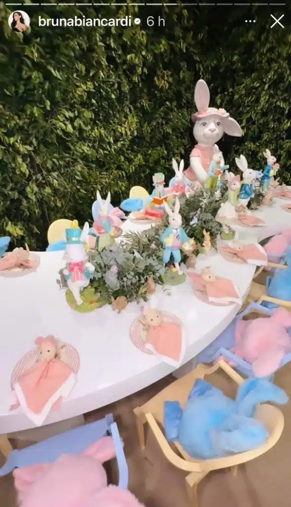 As crianças convidadas por Bruna e Neymar também ganharam uma mesa decorada