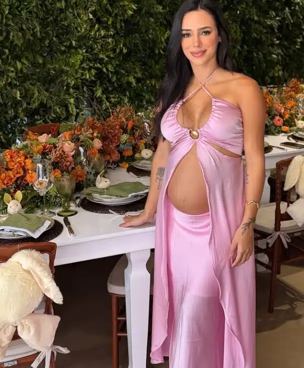 Neymar quase não esteve com Bruna Biancardi na festa