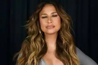 Simone mostra a família e a reforma de sua mansão de luxo nos EUA