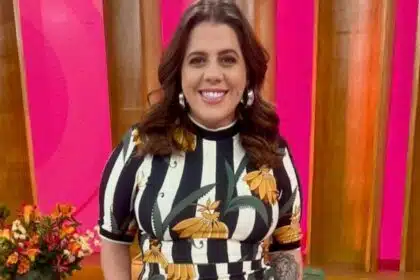 Tati Machado mostra o rostinho do bebê e se declara