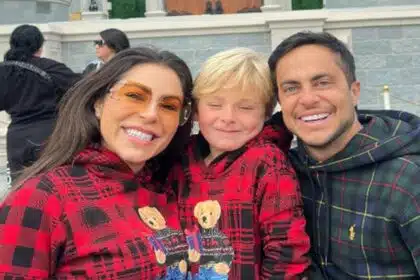 Thammy Miranda impressiona ao exibir rotina de exercícios com o filho e esposa
