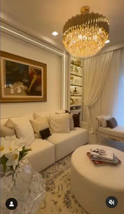 Suíte de Zilu também tem uma sala