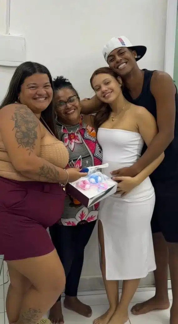 Ana Richelly e Nego Dof revelam que serão papais/ Reprodução: Instagram