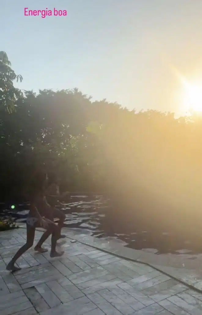 Cauã Reymond revelou brincadeira de crianças na sua piscina