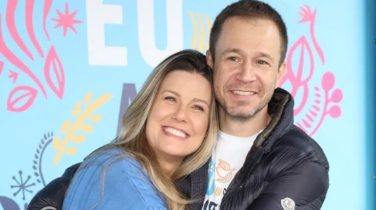 Daiana e Tiago Leifert mostaram uma rara foto com a bebê