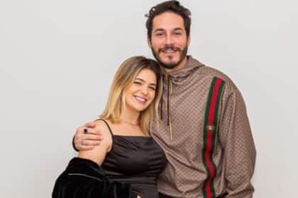 Viih e Eliezer mostram o bebê comendo pela 1ª vez e levam puxão de orelha