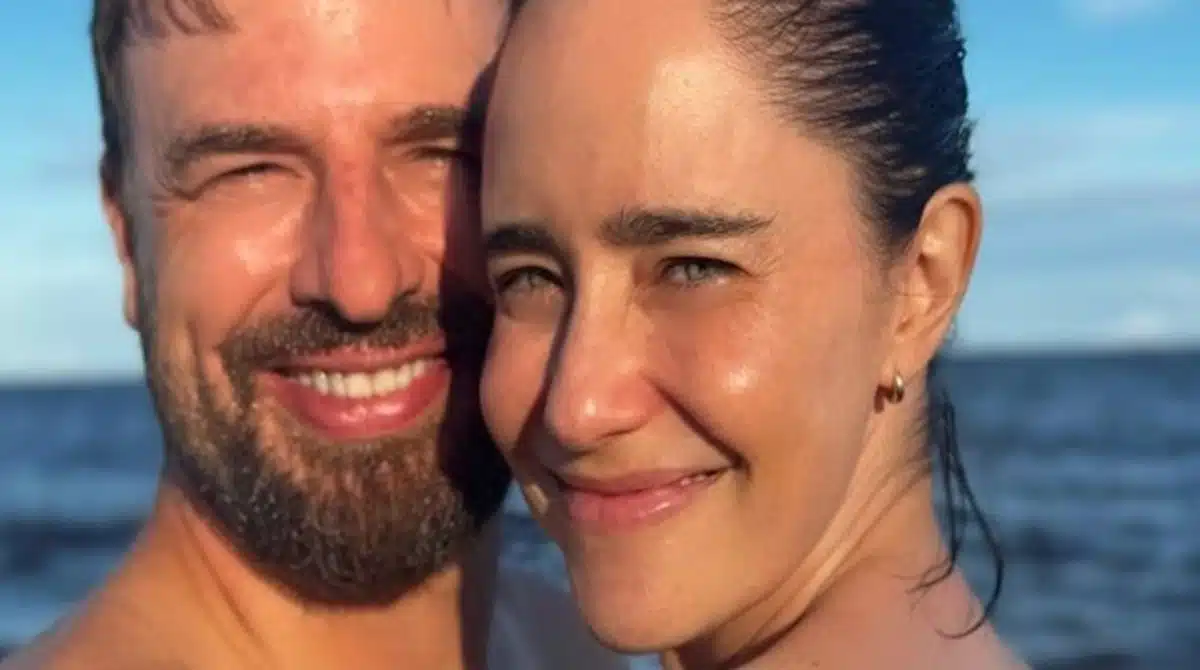 Fernanda Vasconcellos mostra seu filho em passeio na fazenda com o pai e encanta