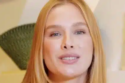Fiorella Mattheis mostra ensaio gestante e encanta