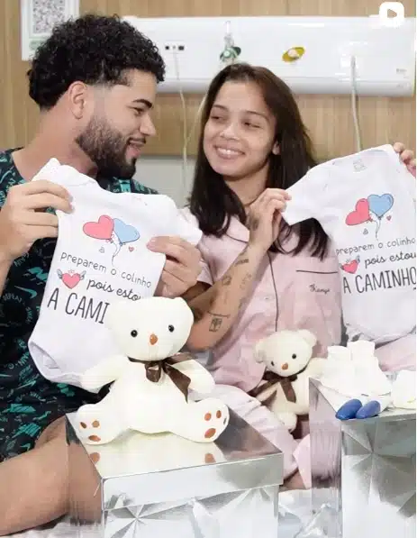 Influencer revelou que está grávida