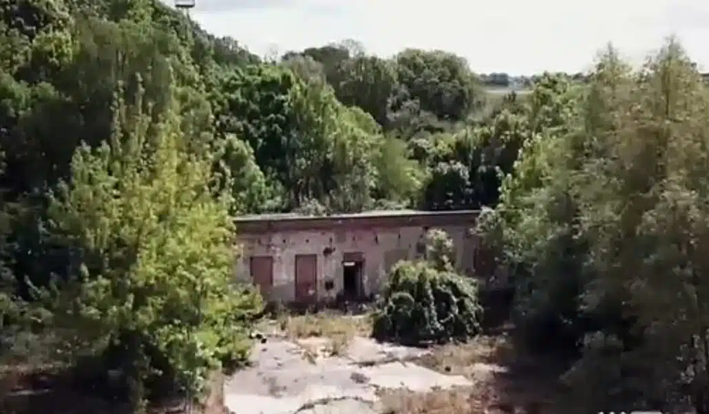 Fábrica abandonada que pertence a principal suspeito em caso de Madeleine McCann