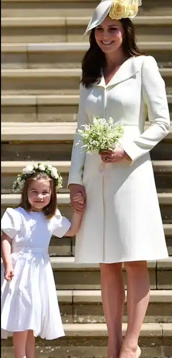 Kate Middleton participando do casamento de Meghan Markle e Harry