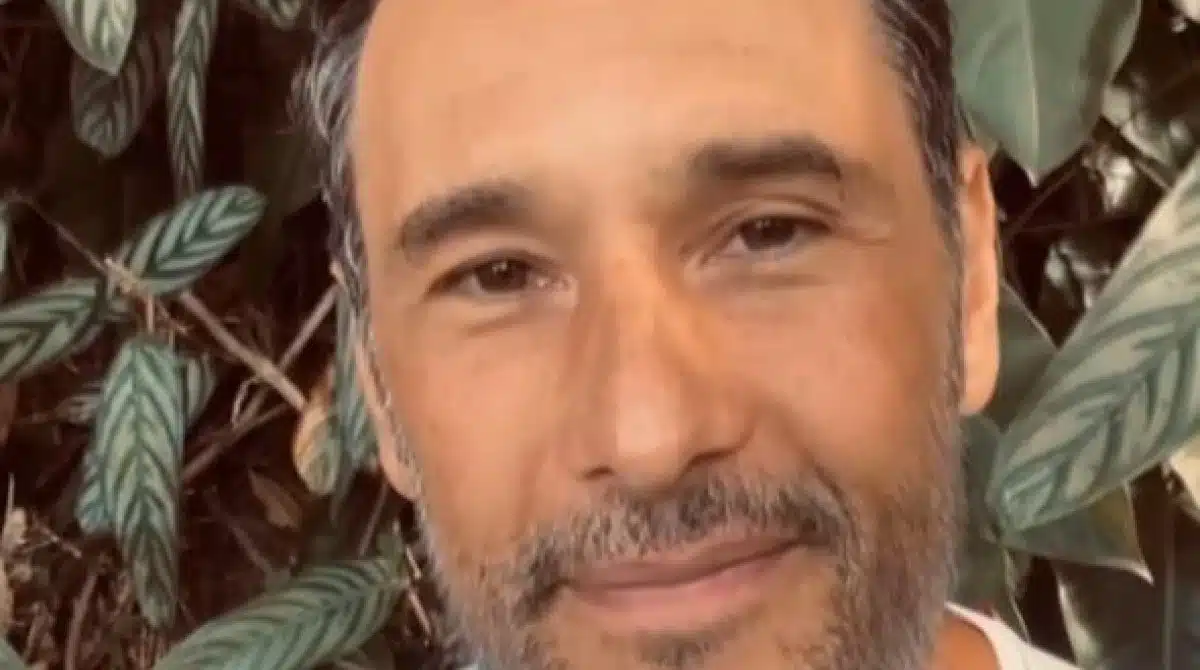 Rodrigo Santoro mostra primogênita brincando com cangurus e a filha mais nova