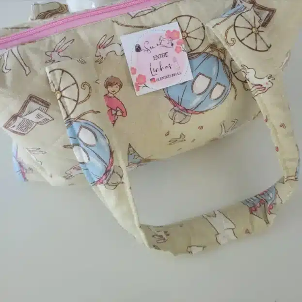 Suzane Von Richthofen faz bolsas para crianças