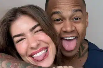 Lorena Improta exibe sua filha com Léo Santana na festa da fazenda surpreende