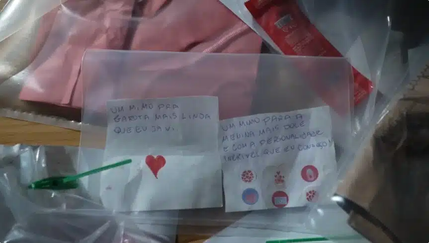 Bilhete que a adolescente mandou para suas duas vítima