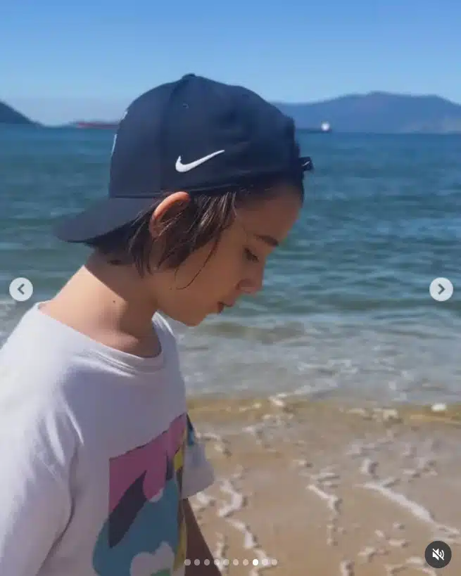 Pedro, filho de Aline Moraes encanta ao surgir  em rara aparição em passeio na praia e encanta