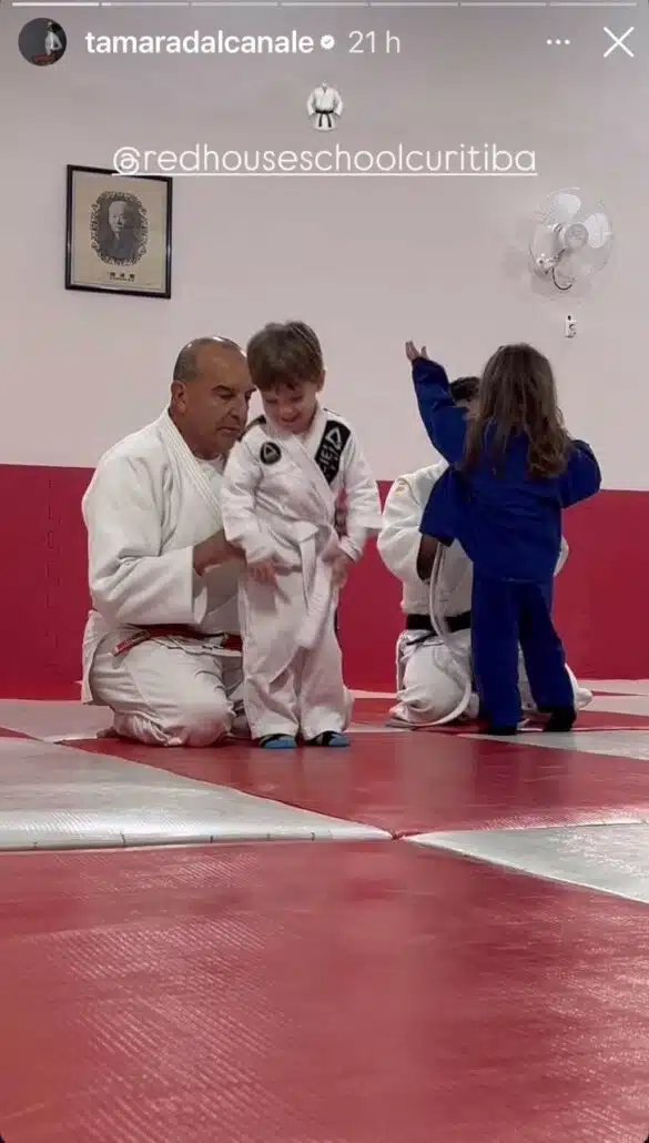 Kael, filho de Tamara e Kayky Brito, na aula de judô