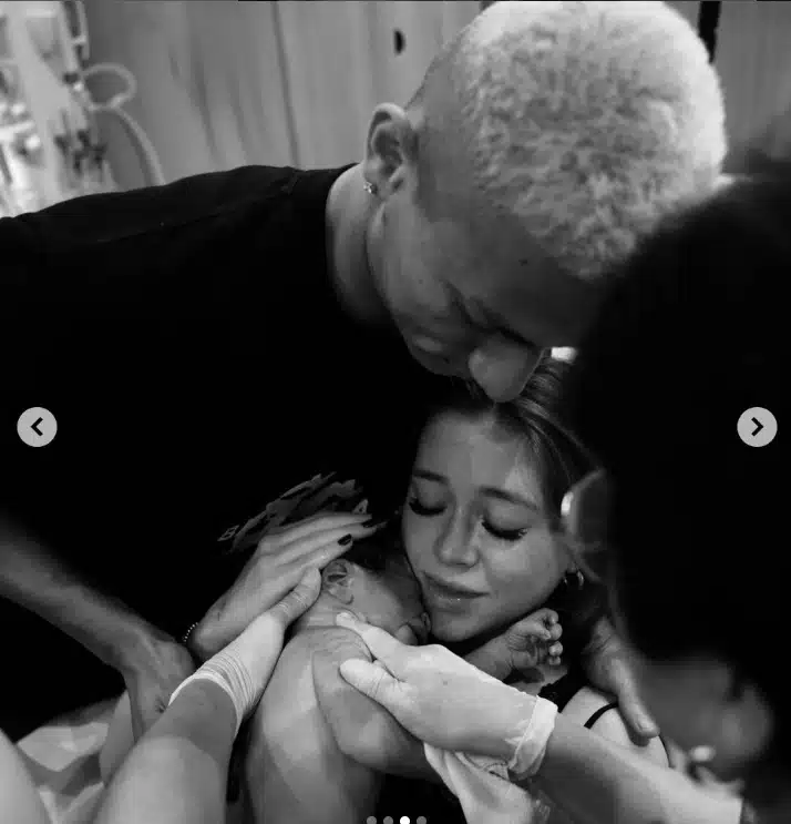 Momento que bebê de Richarlison nasceu