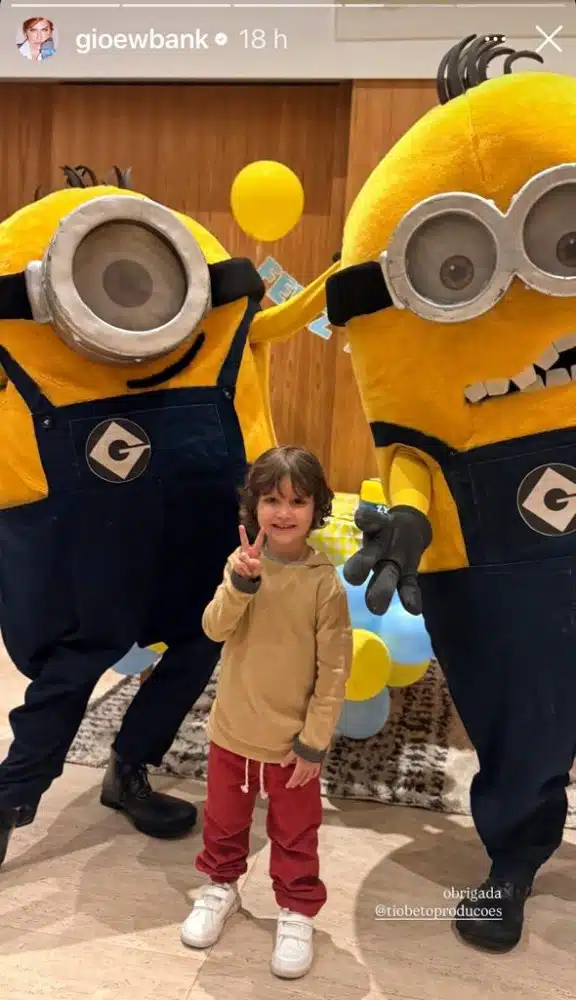 Zyan, caçula de Giovanna Ewbank e Gagliasso, com os personagens no aniversário