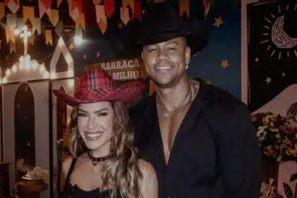 Lorena Improta e Léo Santana mostram a filha se divertindo em arraial