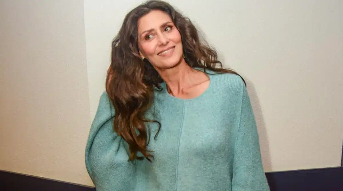 Maria Fernanda Cândido posa com primogênito em rara aparição