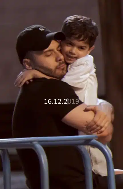 Murilo Huff junto com o pequeno Léo