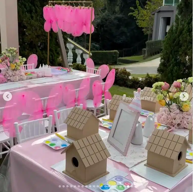 Espaço das crianças no aniversário da bebê de Neymar