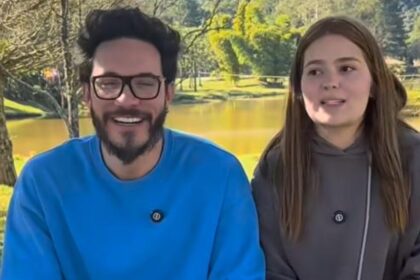 Eliezer e Viih Tube mostram os filhos com lagartos