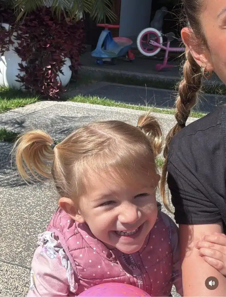 Ayla, filha mais nova de Bruno do KLB, ganha homenagem da avó materna