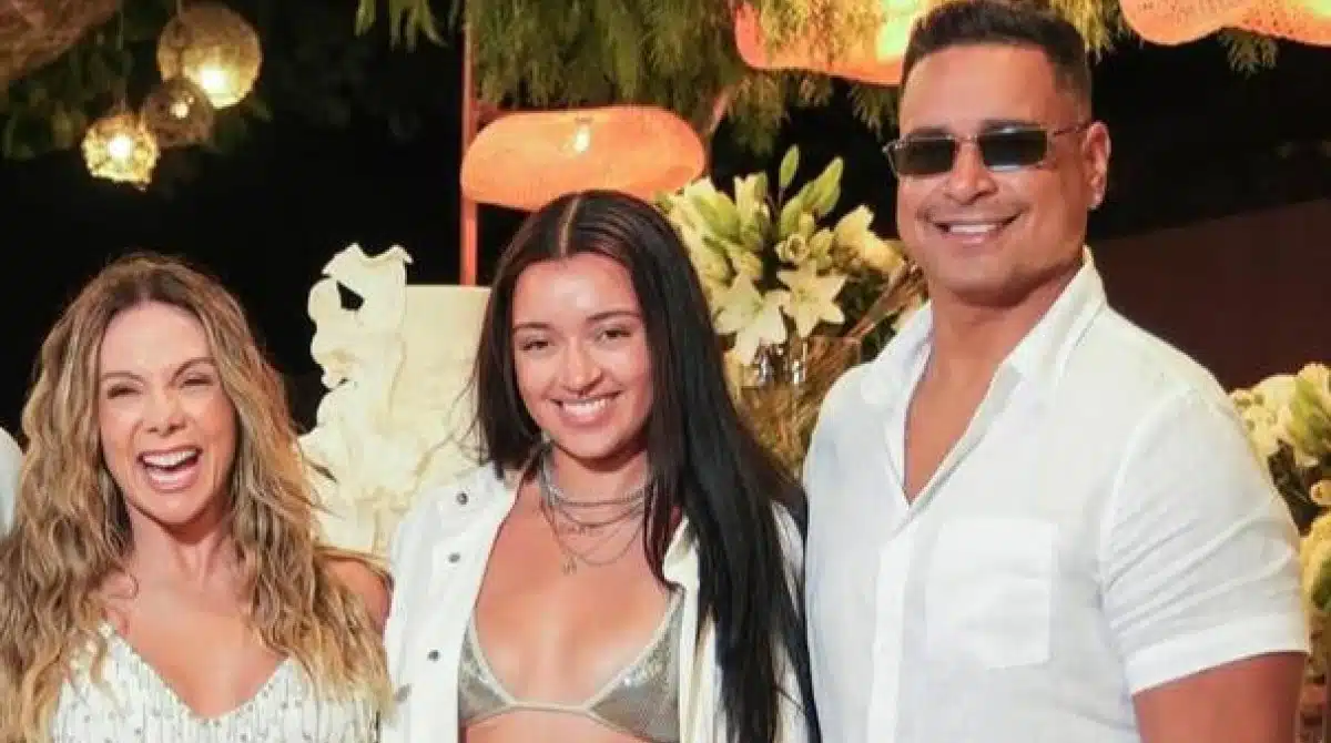 Primogênita de Carla Perez e Xanddy responde sobre namorada