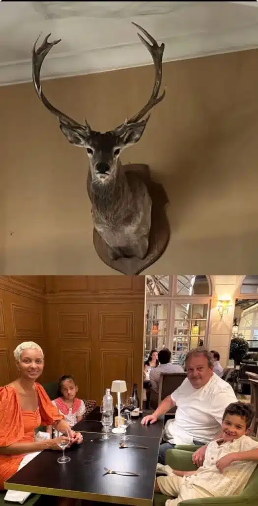 Erick Jaquin posa com a família em restaurante no interior da França