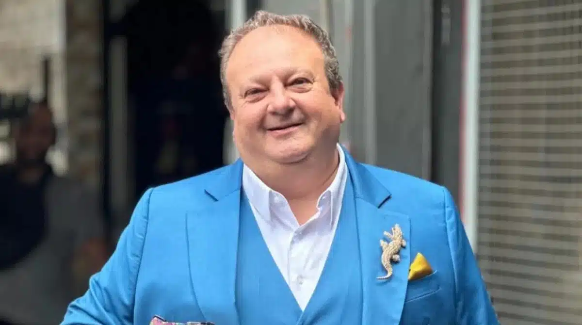 Erick Jacquin mostra viagem com os gêmeos e visita cidade interiorana da França