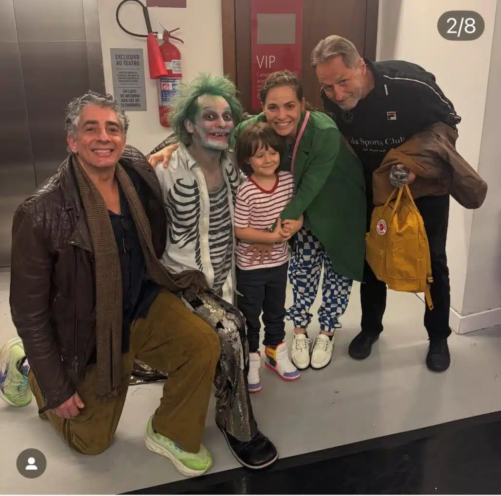 Letícia Colin mostra passeio com o filho e o ex- marido