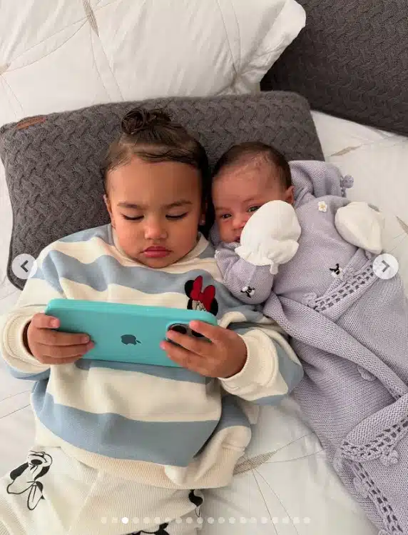 As duas filhas de Bruna Biancardi e Neymar