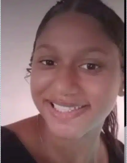 Menina Alícia Valentina que partiu na escola