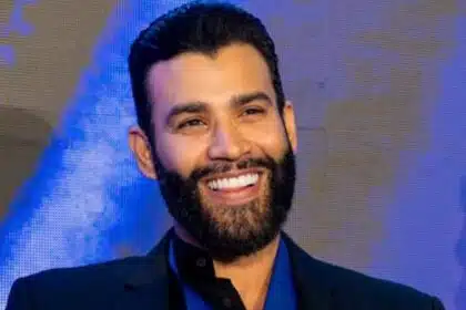 Gusttavo Lima mostra os filhos com roupa de gala e encanta