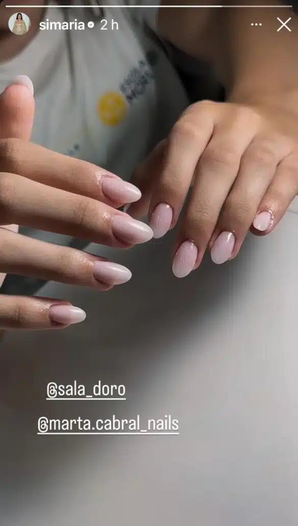 Simaria mostrou como as unhas da filha ficaram