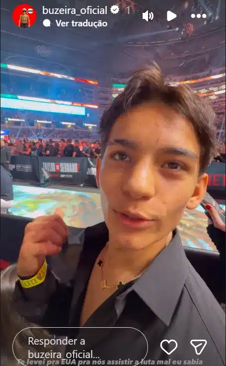 Arturo Gatti Jr ao lado de influencer
