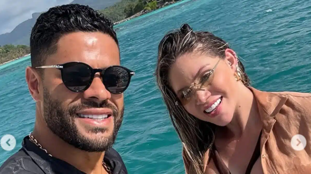 Hulk Paraíba mostra sua filha e encanta ao dá lindo presentão para sua esposa