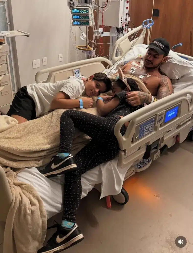 Hungria recebe a filha e o irmão dela no hospital