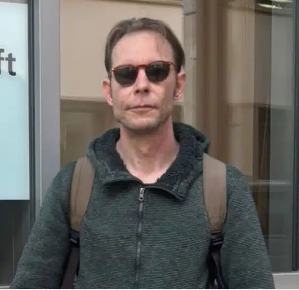Principal envolvido em caso de Madeleine McCann andando