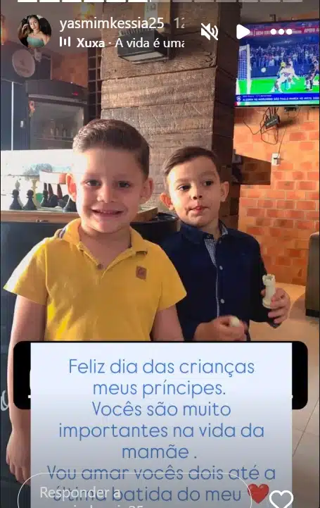 Pais se declarando aos filhos após a troca