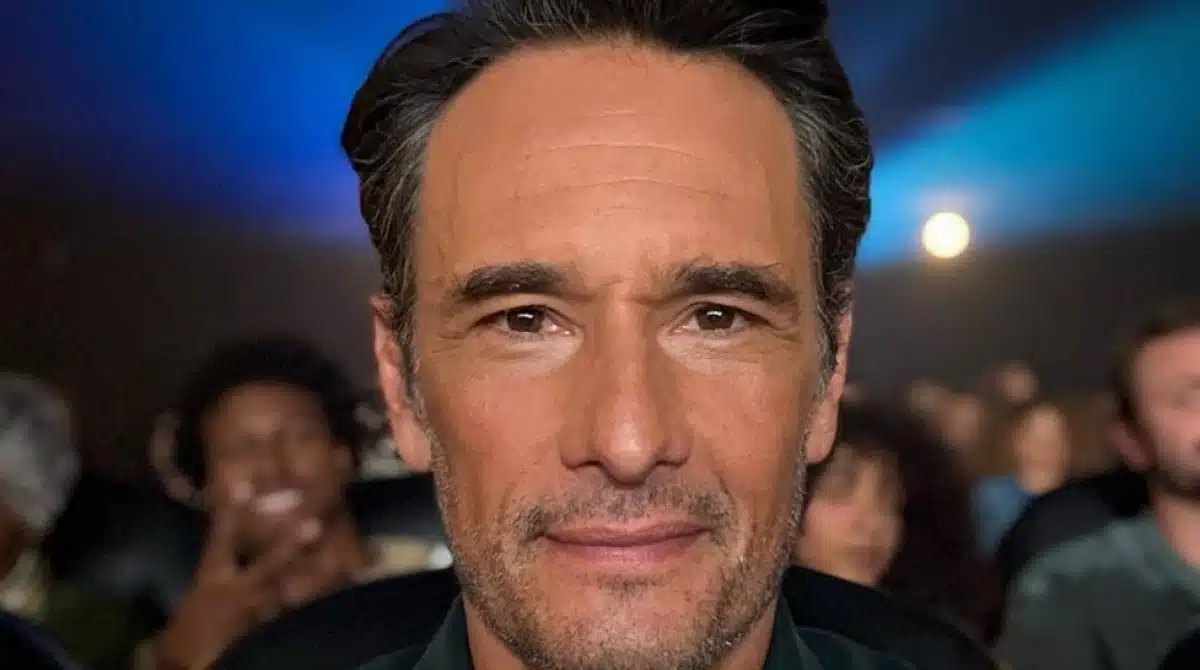 Rodrigo Santoro mostra passeio com as filhas no parquinho e encanta