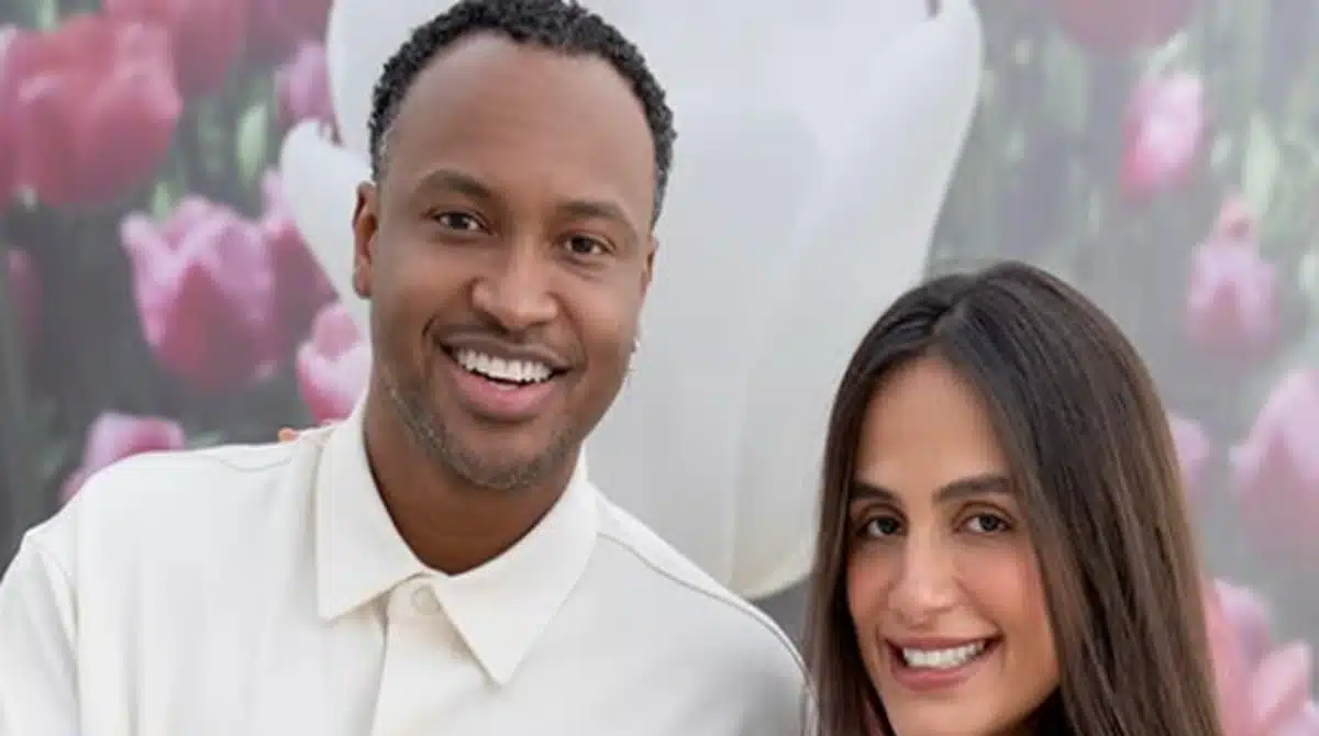 Thiaguinho e Carol celebram 1 mês do seu bebê recém-nascido com ensaio e impressionam